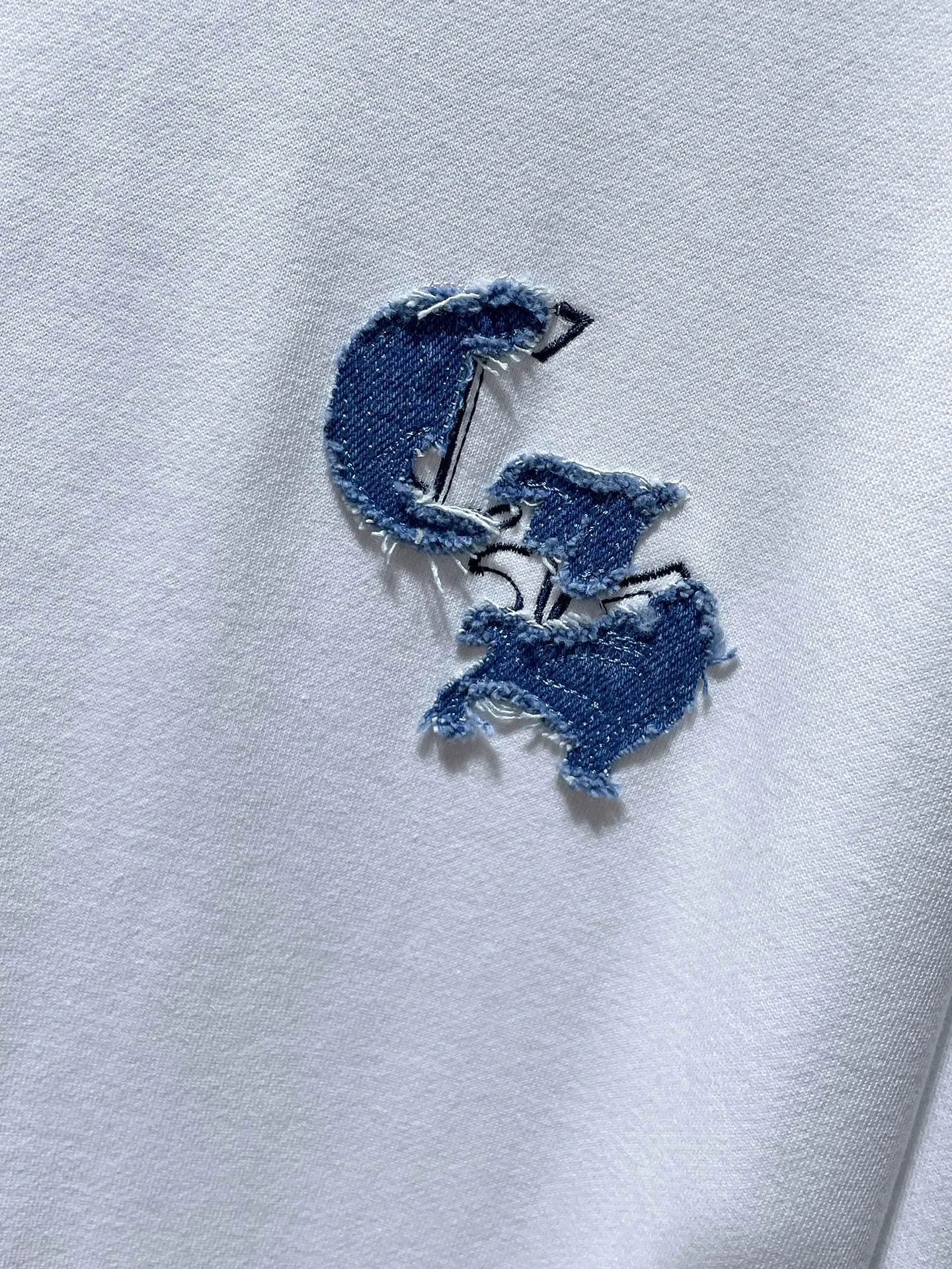 P276 Chrome Hearts Autumn and Winter 2025 Counter Synchronization Chrome Horseshoe Contrast Color Patch Short Sleeves Heavy Industry Pure Hand Cut Patching Embroidery Technology Heavy Industry Embroidery! ! ! Tens of thousands of needles! ! Improved customized version of 1:1 high-gram weight high-quality fabric Recommended color: white black code number: S, M, L, XL